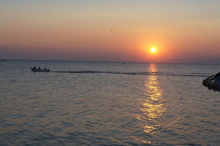 Temel Motel Авса Адасі Екстер'єр фото